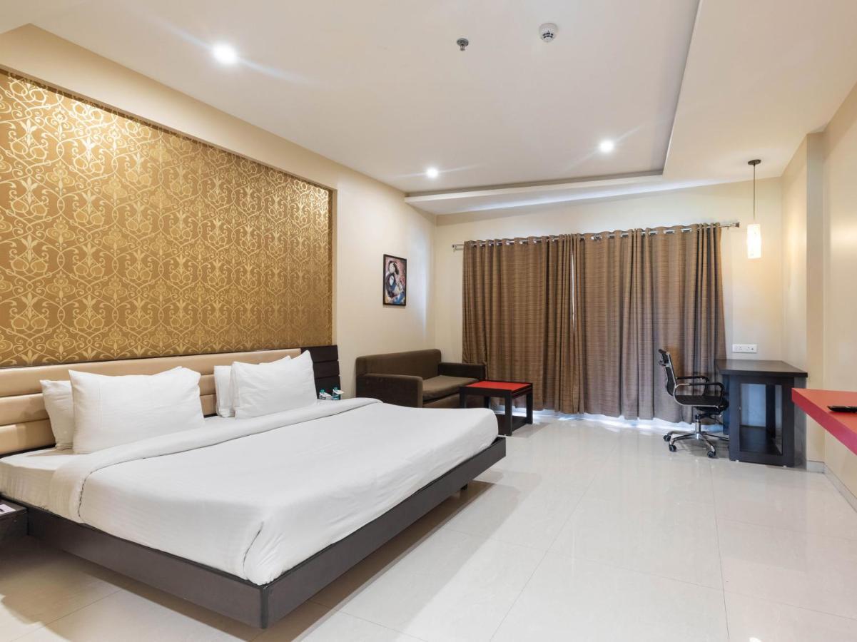 Hotel Anjushree à Ujjain Extérieur photo