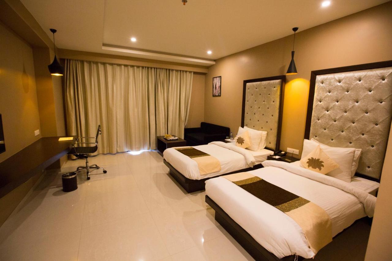 Hotel Anjushree à Ujjain Extérieur photo