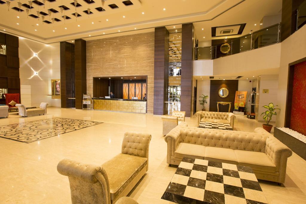 Hotel Anjushree à Ujjain Extérieur photo