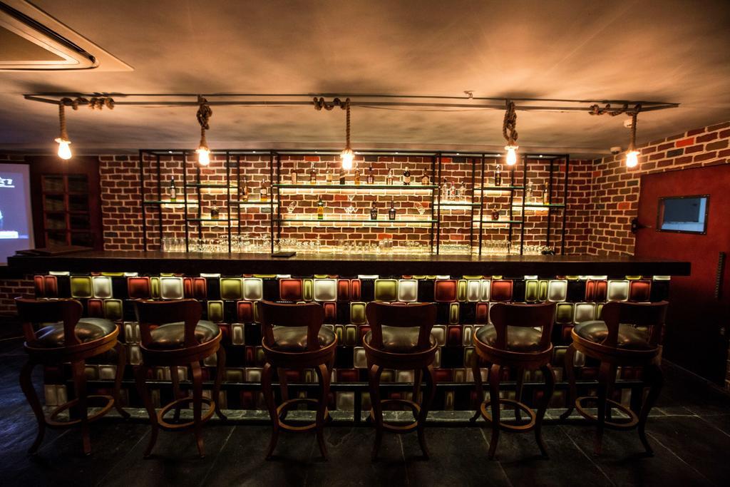 Hotel Anjushree à Ujjain Extérieur photo