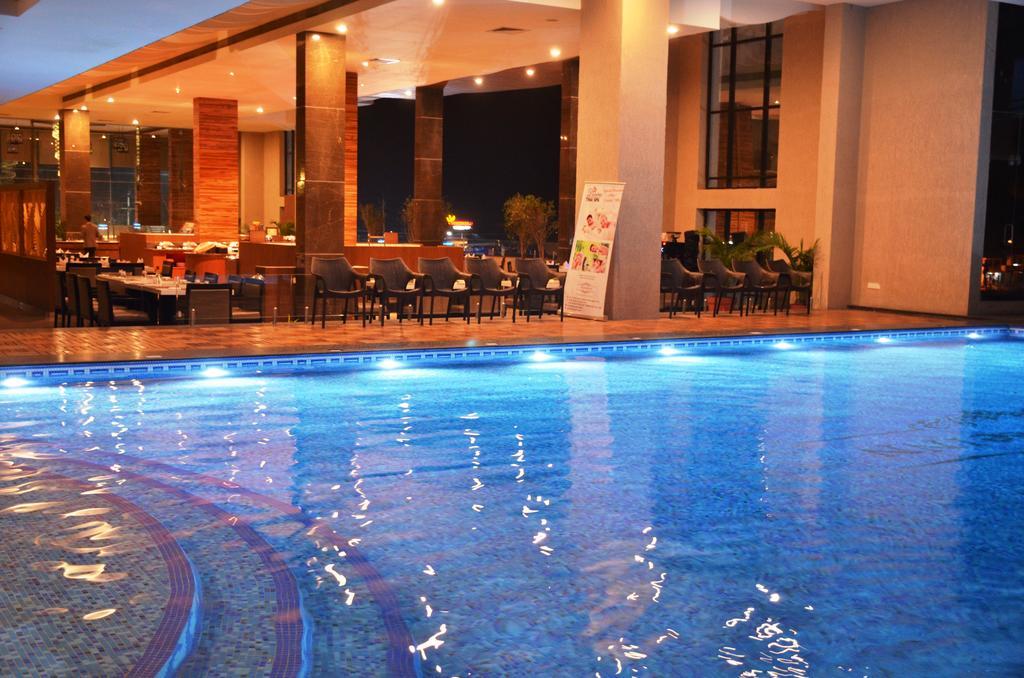 Hotel Anjushree à Ujjain Extérieur photo