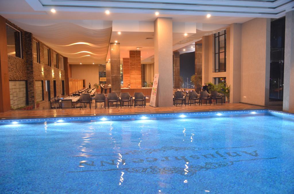 Hotel Anjushree à Ujjain Extérieur photo